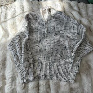 Elegant Speckled Gray Women's Turtleneck Sweater